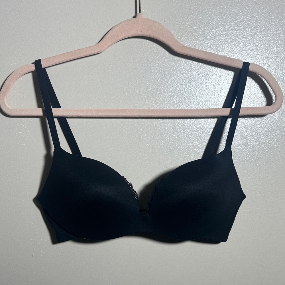 Victorias Secret Black Plunge Bra | 32D‎